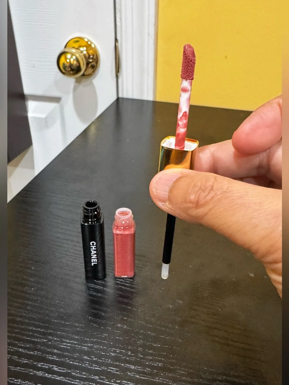 CHANEL Rouge Duo Ultra Tenue Longwear Lip Colour + Gloss. Brand new no hox.